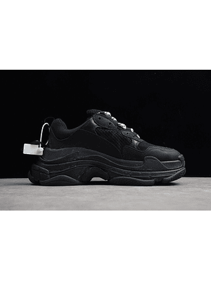 Balenciaga Triple S Black