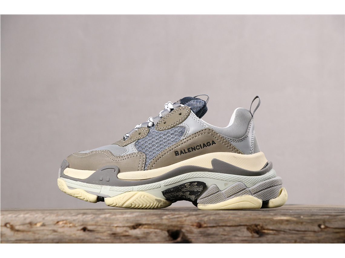 Balenciaga Triple S Gray 1