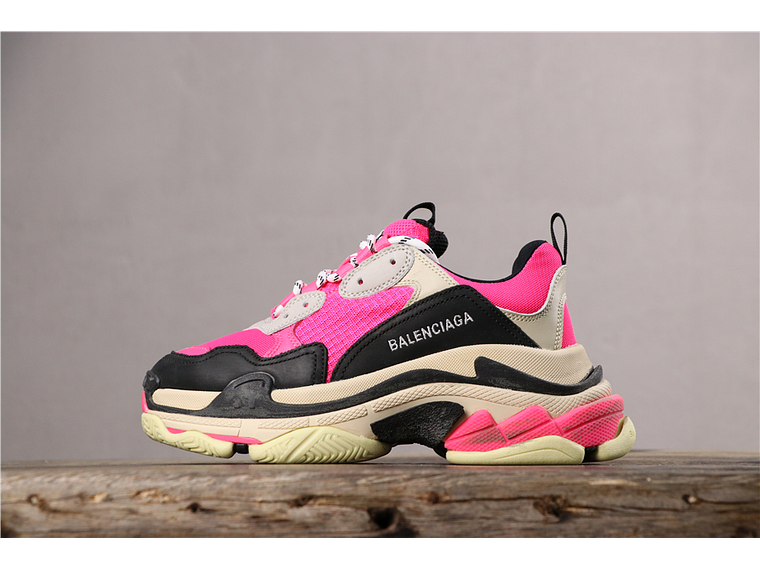 Balenciaga Triple S pink 1