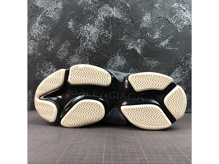 Balenciaga Triple S black grey 3