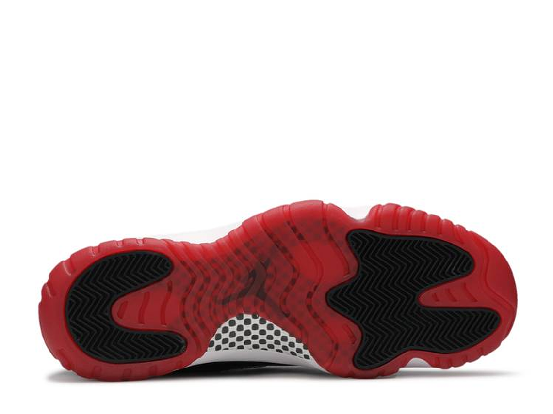 AIR JORDAN 11 RETRO 'BRED' 4