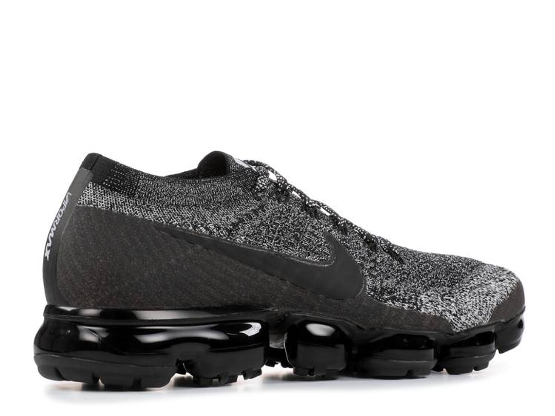 NIKE AIR VAPORMAX 'OREO' 3