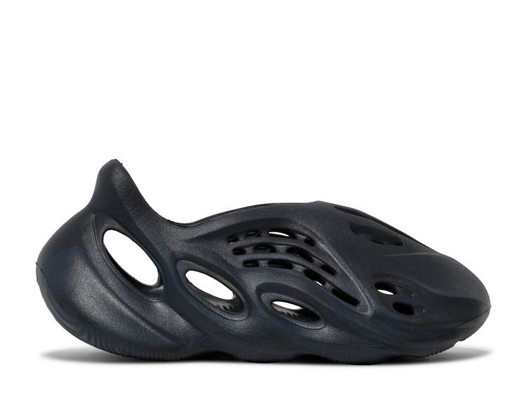 YEEZY FOAM RUNNER 'MINERAL BLUE' 1