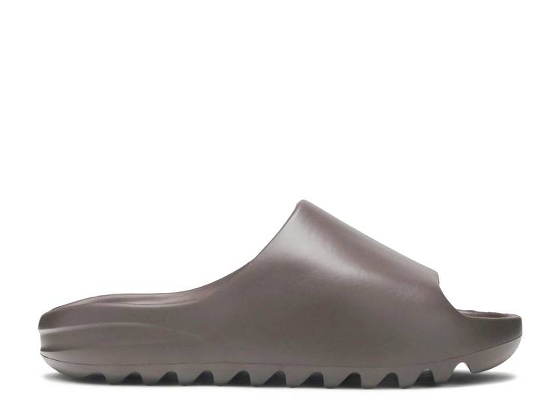 YEEZY SLIDES 'SOOT' 1