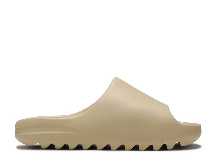 YEEZY SLIDES 'DESERT SAND' 1