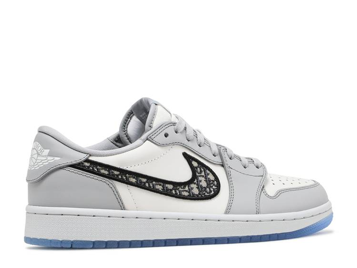 DIOR X AIR JORDAN 1 LOW 3