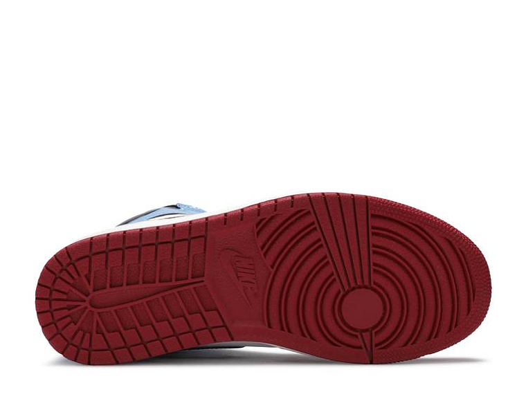 Air Jordan 1 Retro High OG 'Fearless' 4