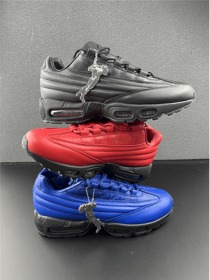 Nike Air Max 95 × Supreme