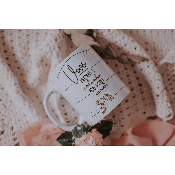 Artes Caneca Dia dos Avós Vó e Vô Cegonha Prepara o colinho que estou a caminho Png  2