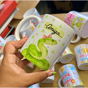 2 Artes para Caneca Amigas Cobra e Galinha Arquivo em Png