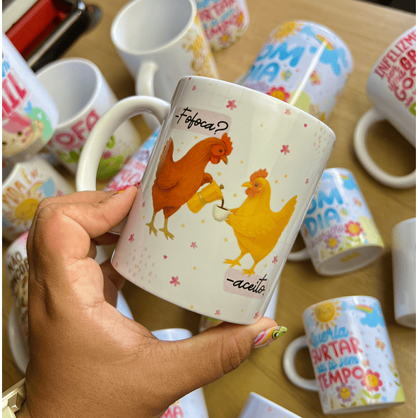 2 Artes para Caneca Amigas Cobra e Galinha Arquivo em Png 3