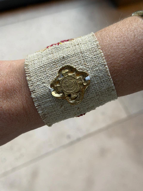 Brazalete Cruz San Benito
