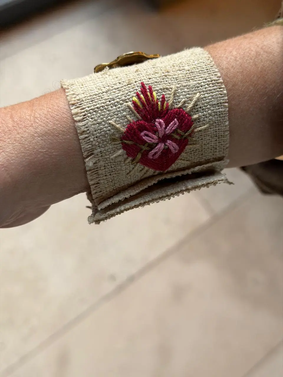 Brazalete Cruz San Benito 3