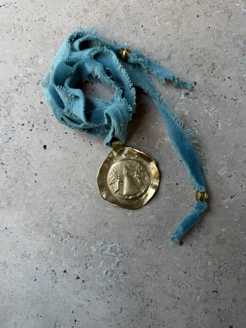 Medalla Virgen del Pilar L 2