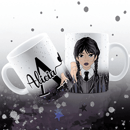 Arte para Caneca Alfabeto Mãozinha Wandinha Jenna Ortega em Jpg