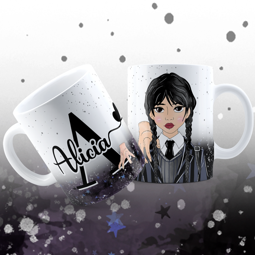 Arte para Caneca Alfabeto Mãozinha Wandinha Jenna Ortega em Jpg 1