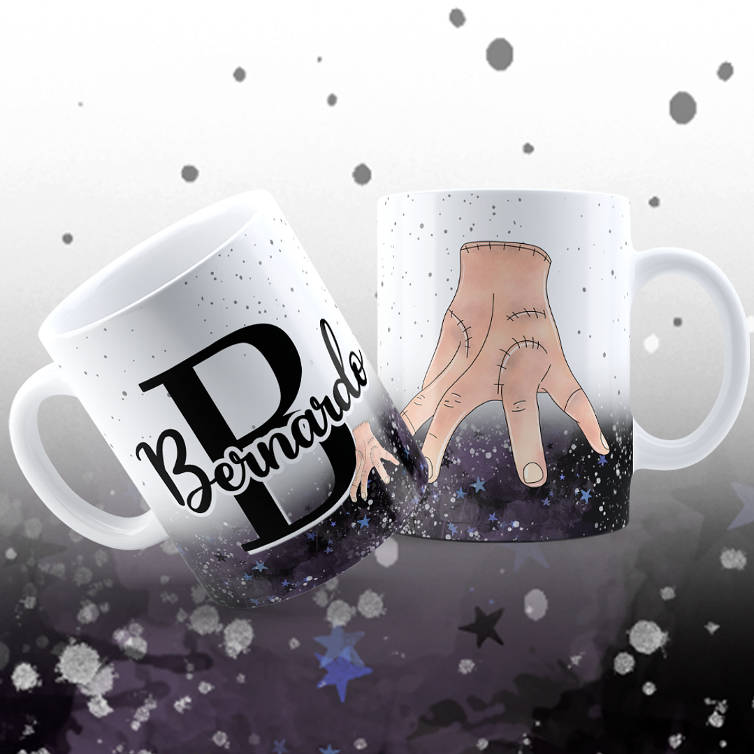 Arte para Caneca Alfabeto Mãozinha Wandinha Jenna Ortega em Jpg 10