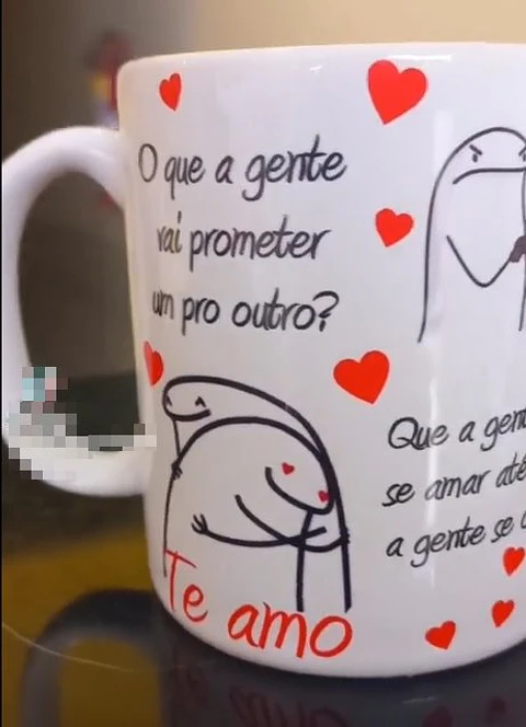 Artes para Caneca Frase A Gente Vai Prometer Um para o Outro em Png