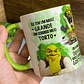 Arte Caneca Shrek e Fiona Ele Tem Um Nariz Grande Um Sorriso Meio Torto Png - Thumbnail 4