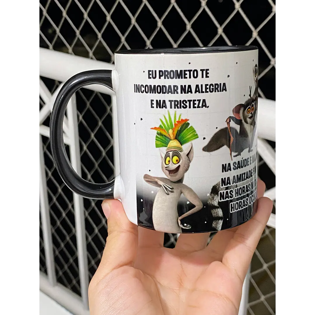 Arte Caneca Eu Prometo te incomodar na alegria e na tristeza Rei Julien Arquivo Png 1