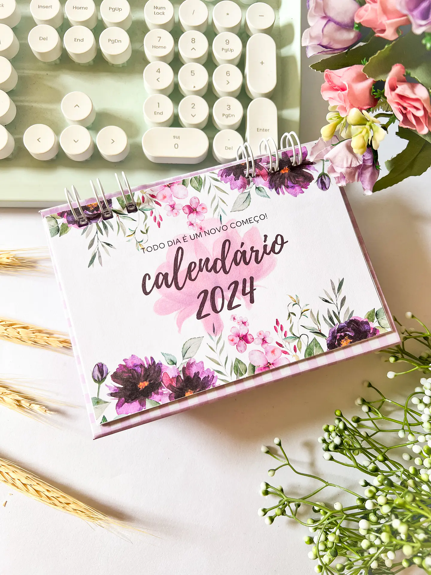Arquivo Calendário de Mesa 2024 em Pdf 3