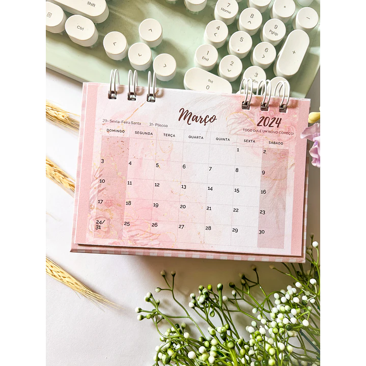 Arquivo Calendário de Mesa 2024 em Pdf 4