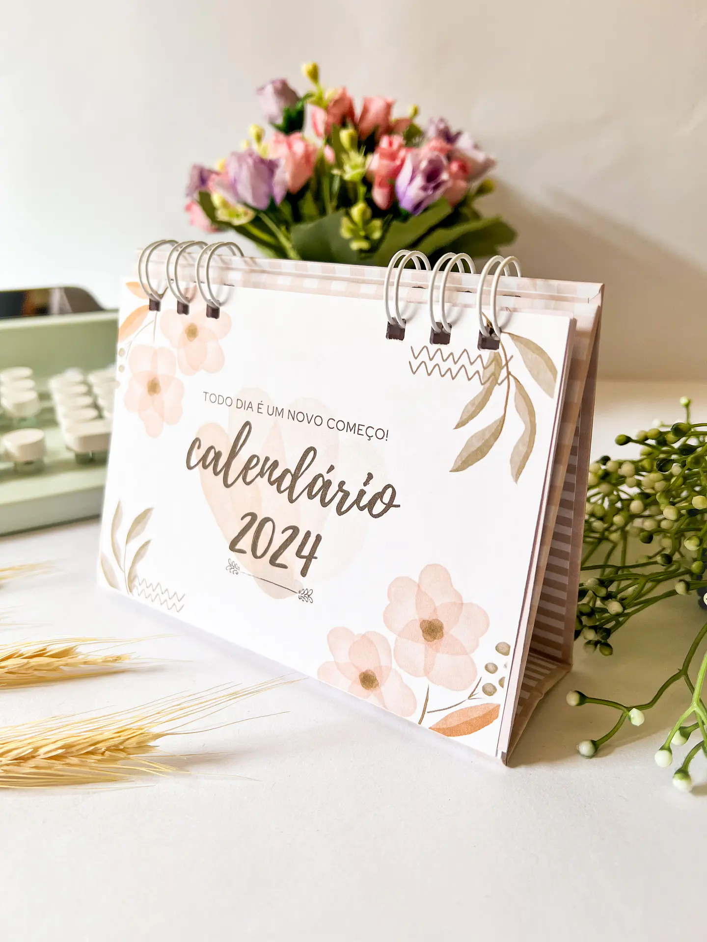 Arquivo Calendário de Mesa 2024 em Pdf 9