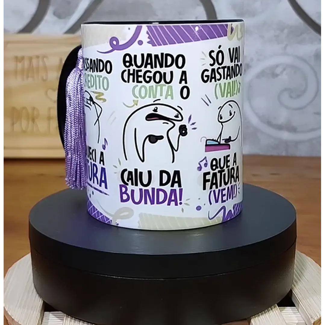 Arte Caneca Fui Passando no Crédito Esqueci a Fatura Roxo Lilás Arquivo Png 2