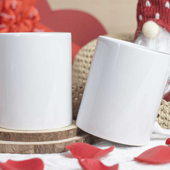 15 Mockups para Caneca Arquivo Editável 6