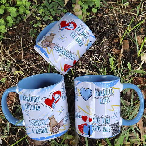 Arte para Caneca Feliz de quem aprendeu e hoje pode ensinar Dia dos Pais Arquivo Editável