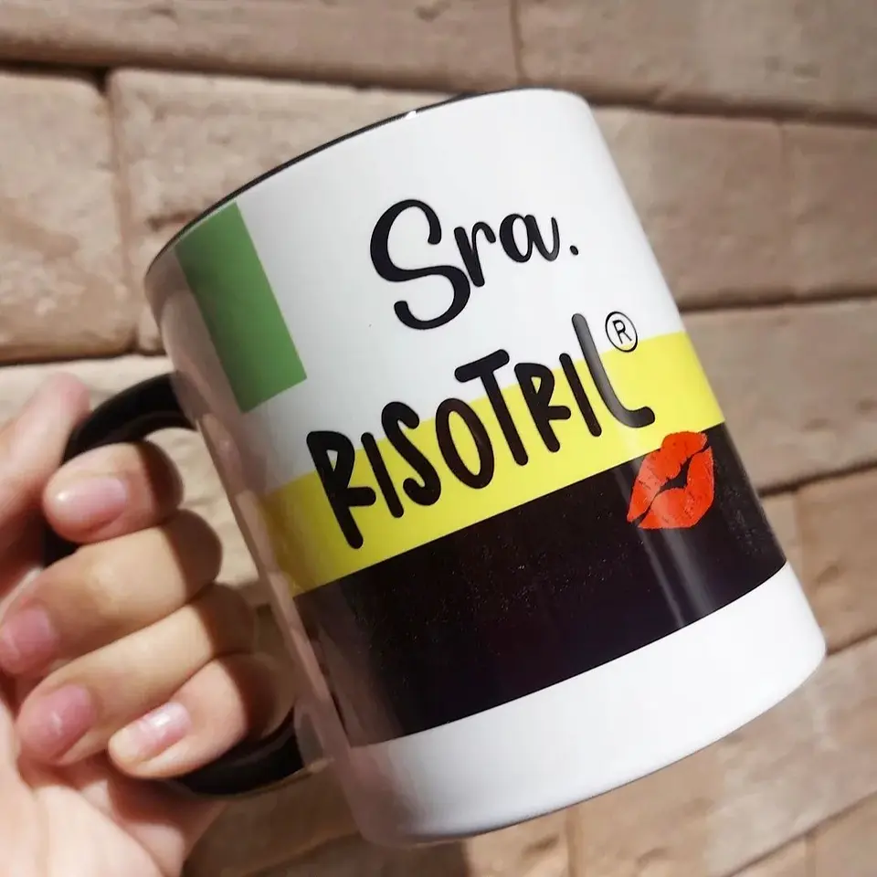 Arte para Caneca Sra. Risotril Arquivo em Jpg 1
