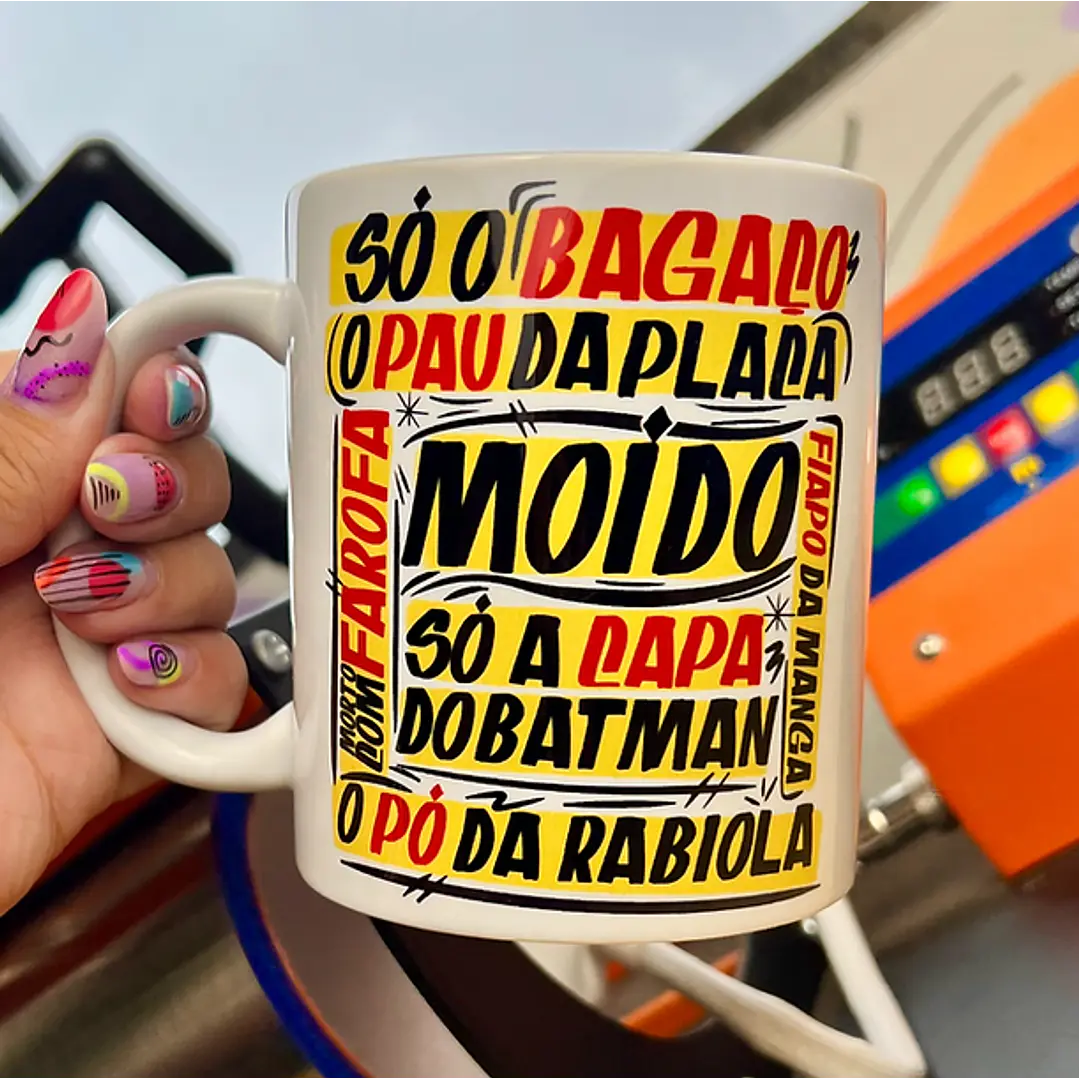 Arte para Caneca O pó da rabiola , só o bagaço, o pau da placa, só a capa do batman, Fiapo da manga, Arquivo em Jpg  1