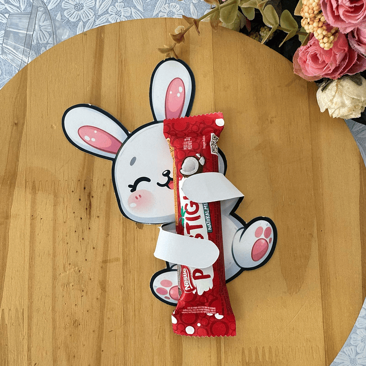 Baixar Arquivo de Corte Coelho Abraça Mimos Páscoa - PNG e PDF para Personalizar 1