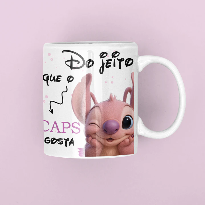 Artes Caneca Angel do Jeito que o Caps Gosta Rosa em Png 1