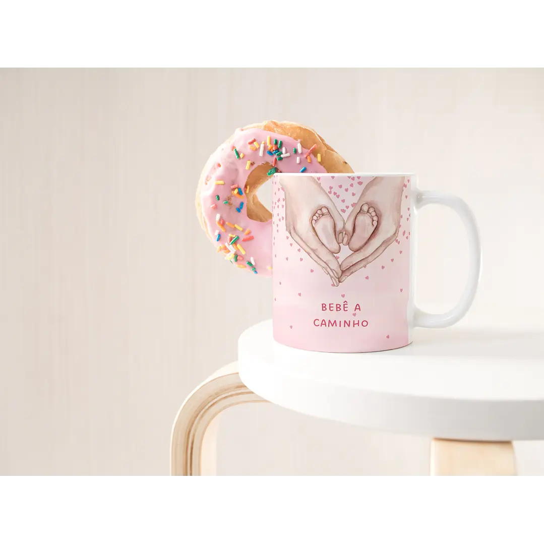 Arte Caneca Bebê a Caminho Arquivo em Png  1