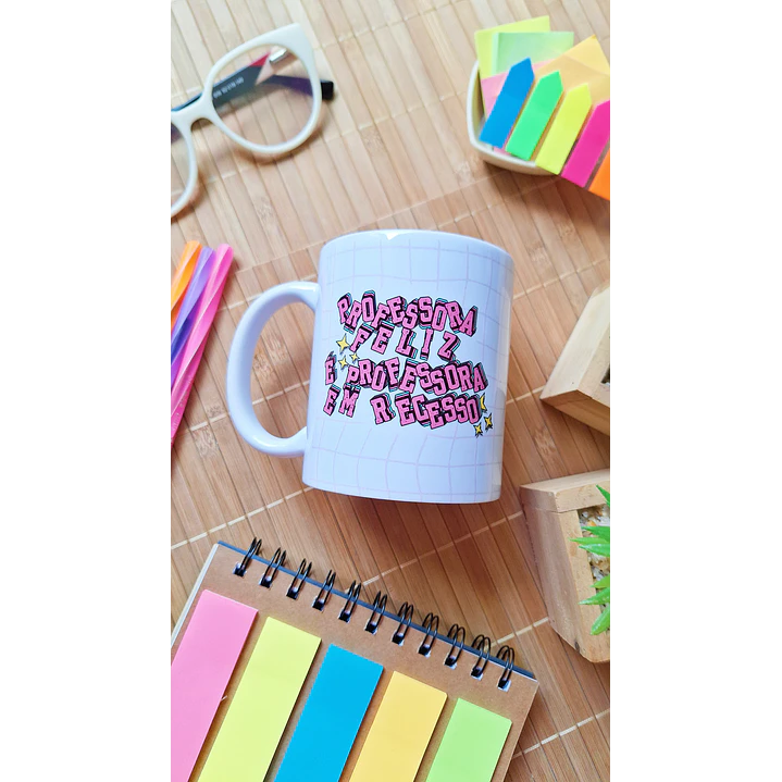 Arte Caneca Professora feliz é professora em recesso Arquivo em Png  1