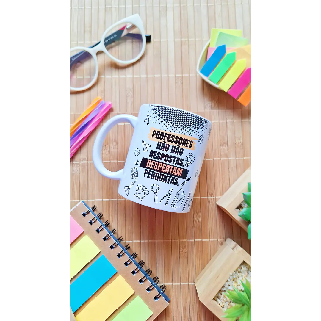 Arte Caneca Professores não dão respostas, despertam perguntas Arquivo em Png 1