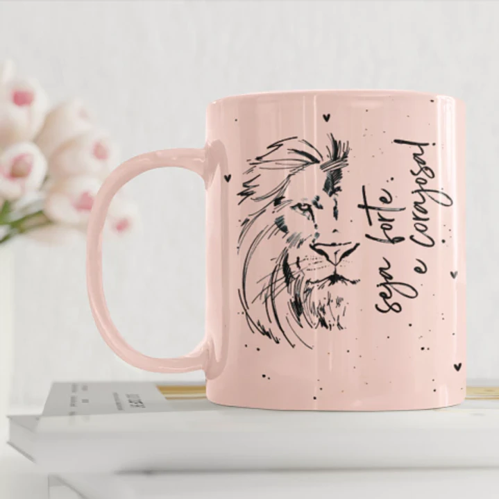 Arte Caneca Seja forte e corajosa Leão de Judá Arquivo em Png 1