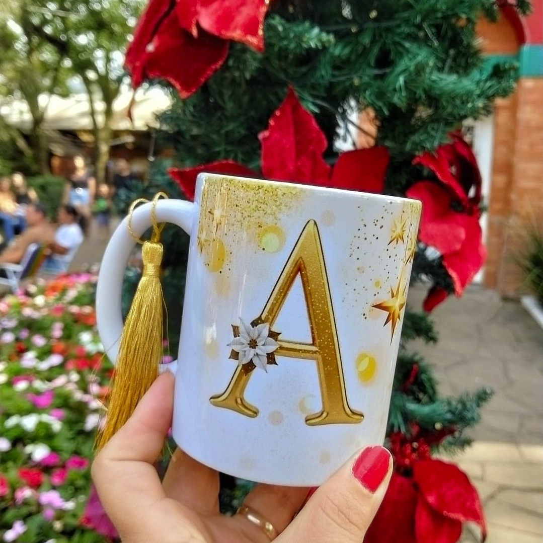 52 Artes para Caneca Alfabeto Dourado e Prata Natalino Arquivo em Png  4