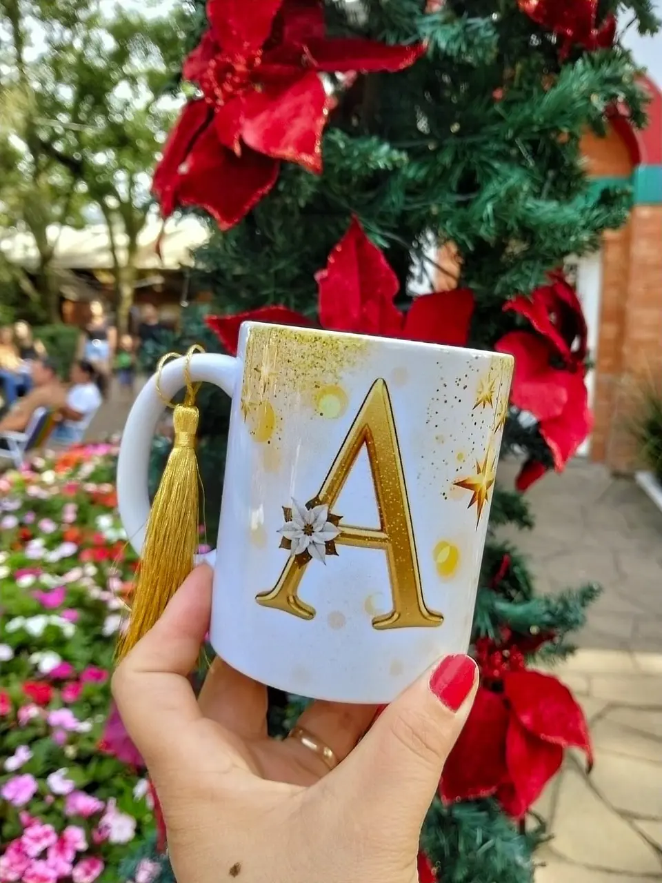 52 Artes para Caneca Alfabeto Dourado e Prata Natalino Arquivo em Png  4
