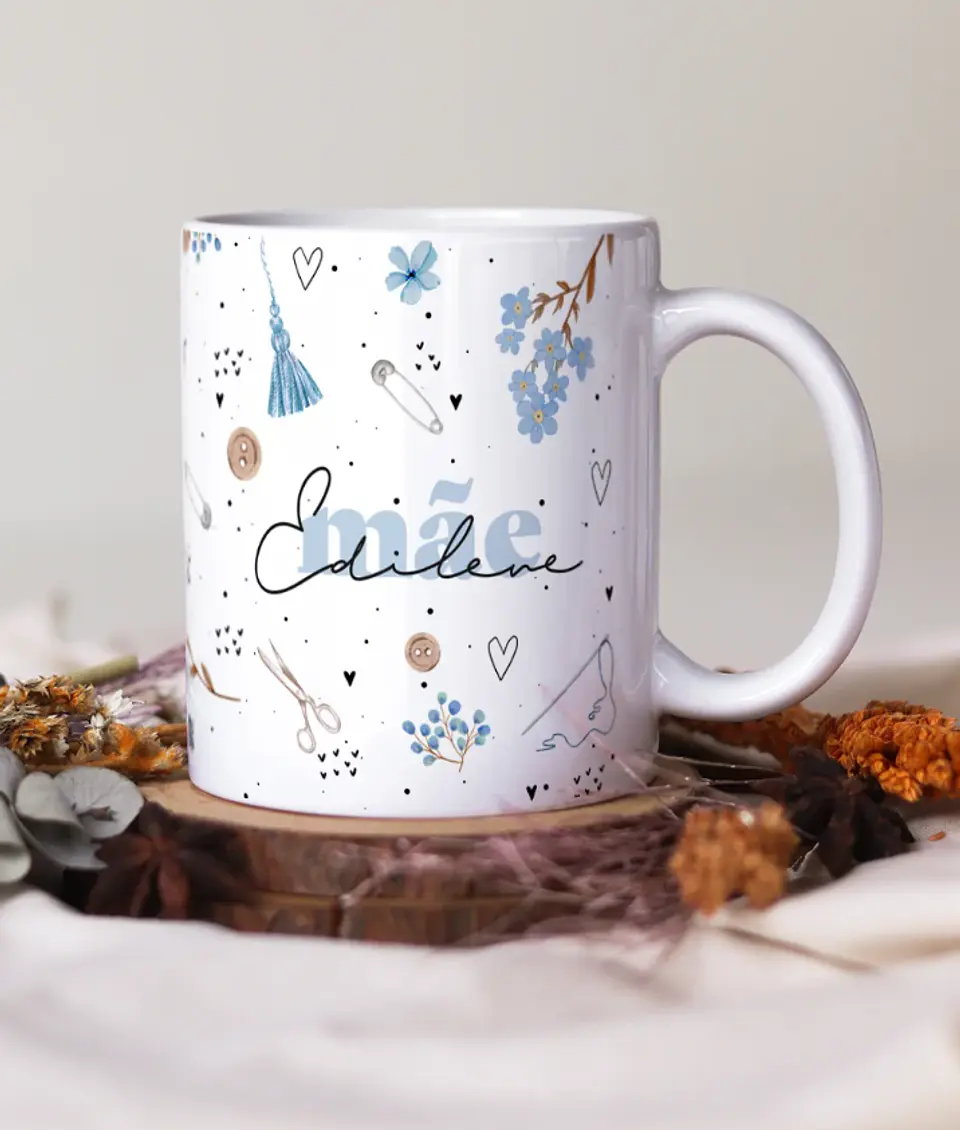 Artes para Caneca Costureira Suas Mãos teceram o amor - Mãe Azul Bebe em Png  4