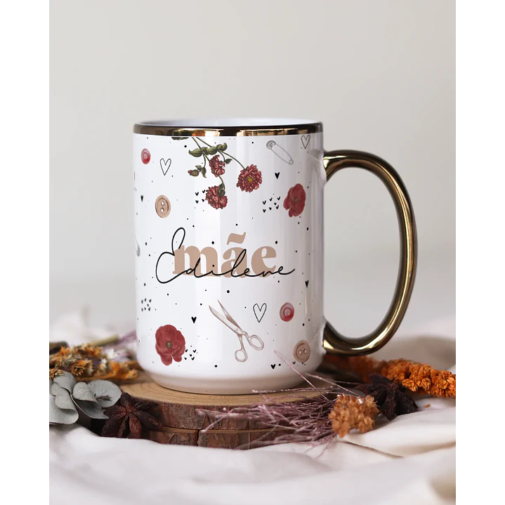 Artes para Caneca Costureira Suas Mãos teceram o amor - Mãe Marsala Croche em Png 2