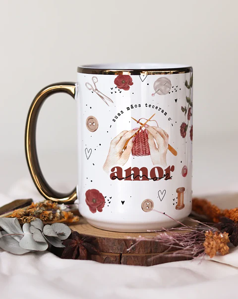 Artes para Caneca Costureira Suas Mãos teceram o amor - Mãe Marsala Croche em Png