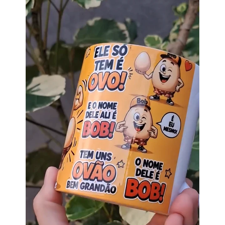 Arte Caneca Tens uns ovão bem grandão, os ovo ta pra bater no short Arquivo em Png  3