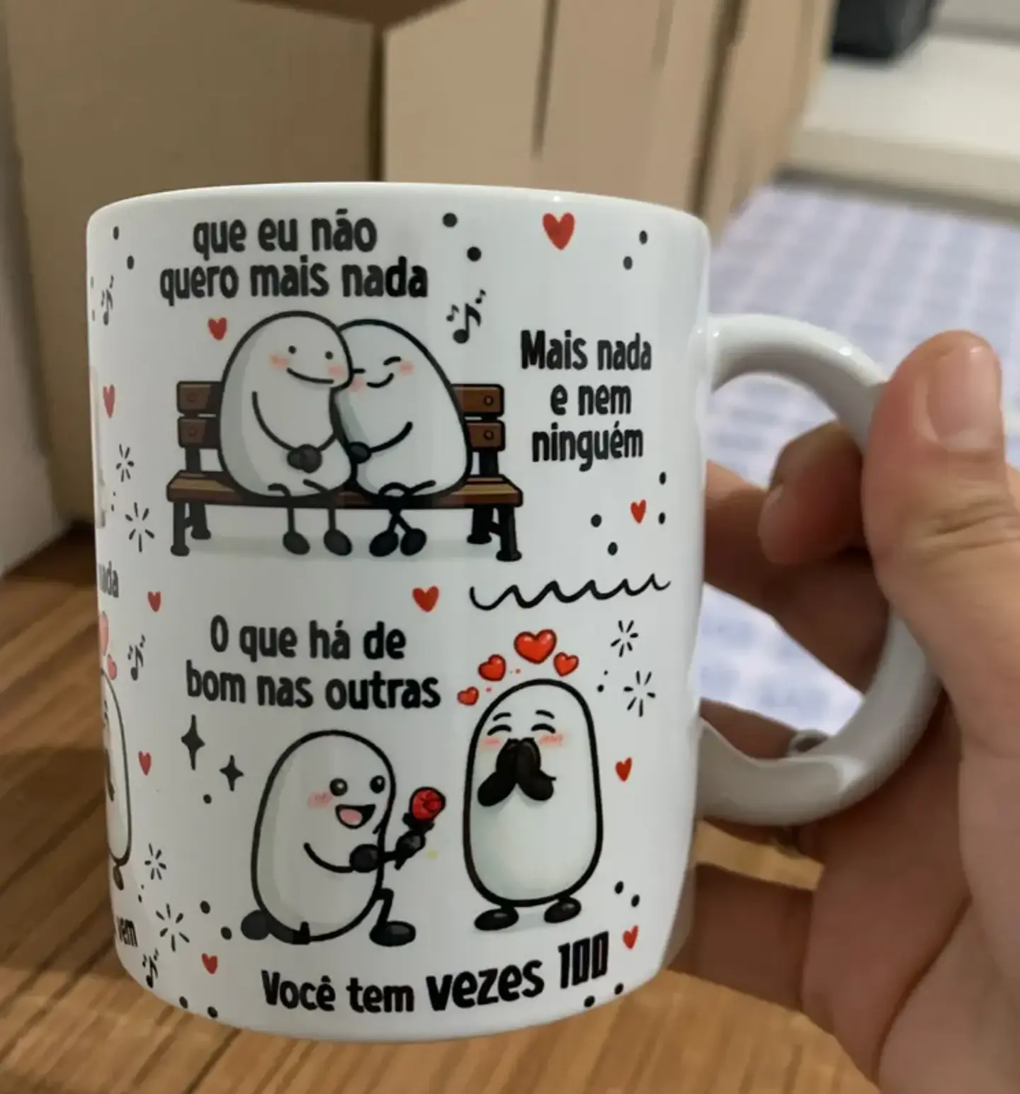 Arte para Caneca Flork Com raiva ou medo, De fogo ou desejo, Suas virtudes, E os seus defeitos, Põe tudo na mala - Musica Vem Pra Minha Vida Henrique & Juliano Arquivo Png  3