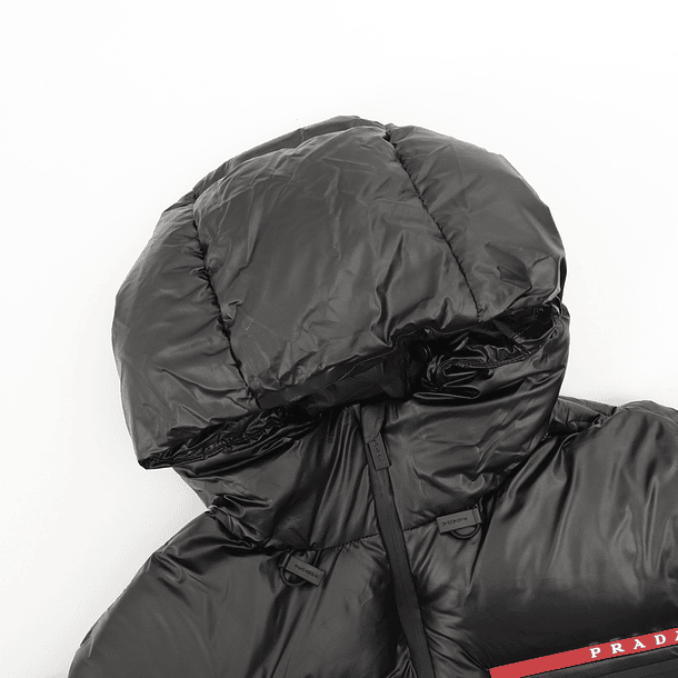 Light Nylon hooded puffer jacket 5