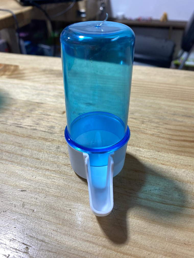 bebedero para hamster 60ml  1