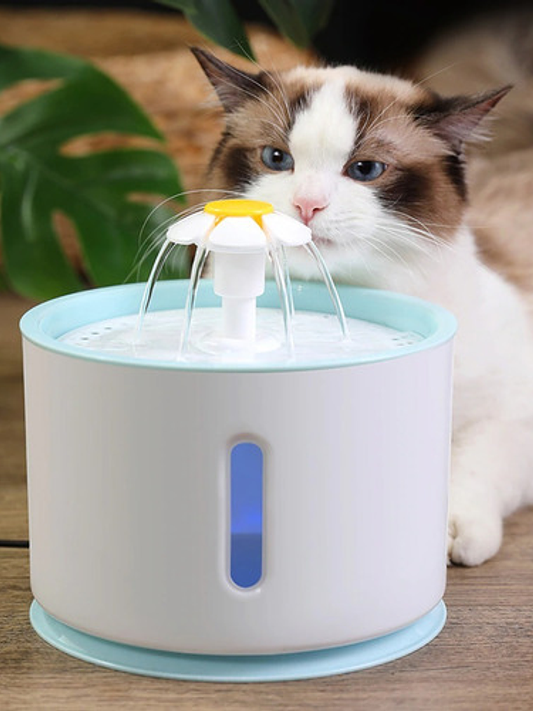 Fuente De Agua Pet Fountain 2.4l 2
