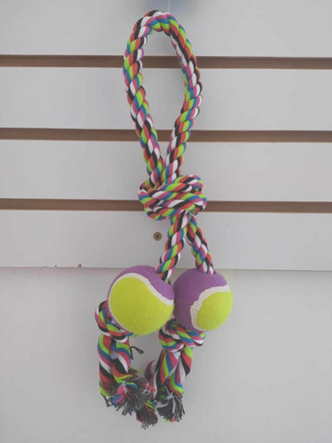 Juguete Con Cuerda De Algodón Y Dos Pelotas De Fieltro 1