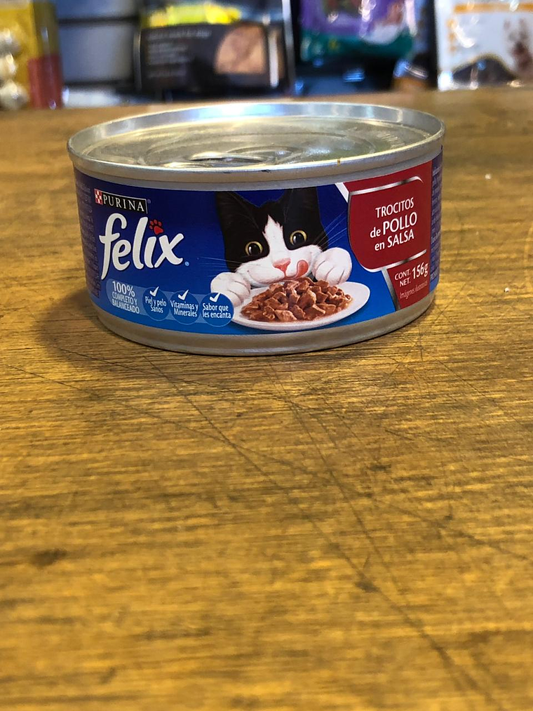 Trocitos de Pollo en Salsa felix 156gr. 1